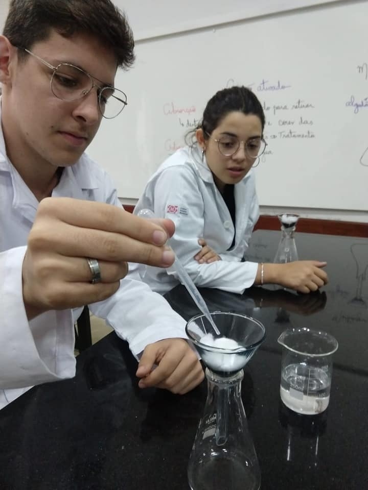 Laboratório de Química da 3ª série E.M.
