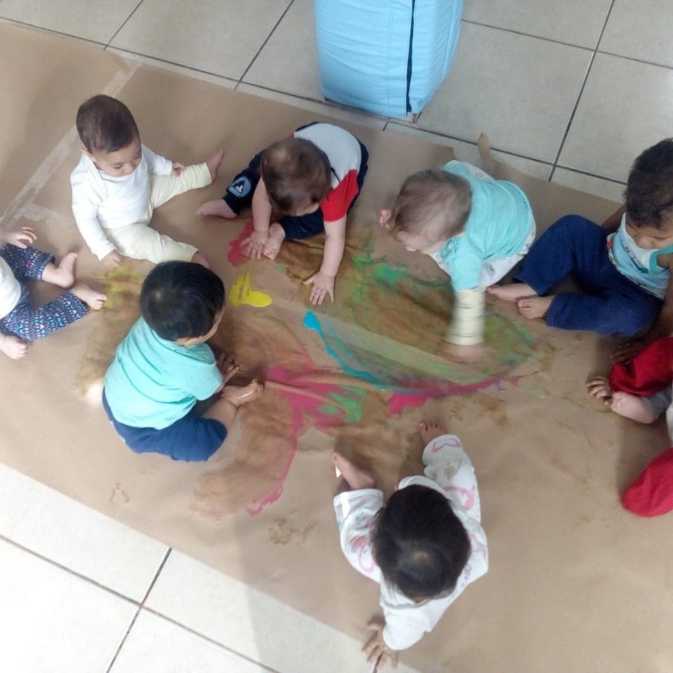 Berçário - Pintando o sete